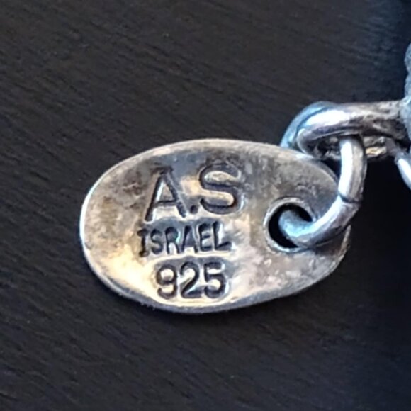 A.S.‎ Israel 16" red, sponge coral & .925 sterling necklace - Picture 3 of 5